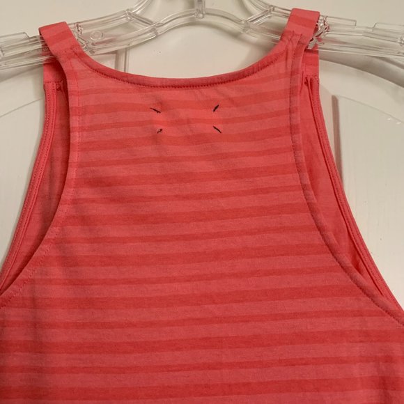 NWT Size L Lou & Grey Racer Back Tank Top - Picture 4 of 4